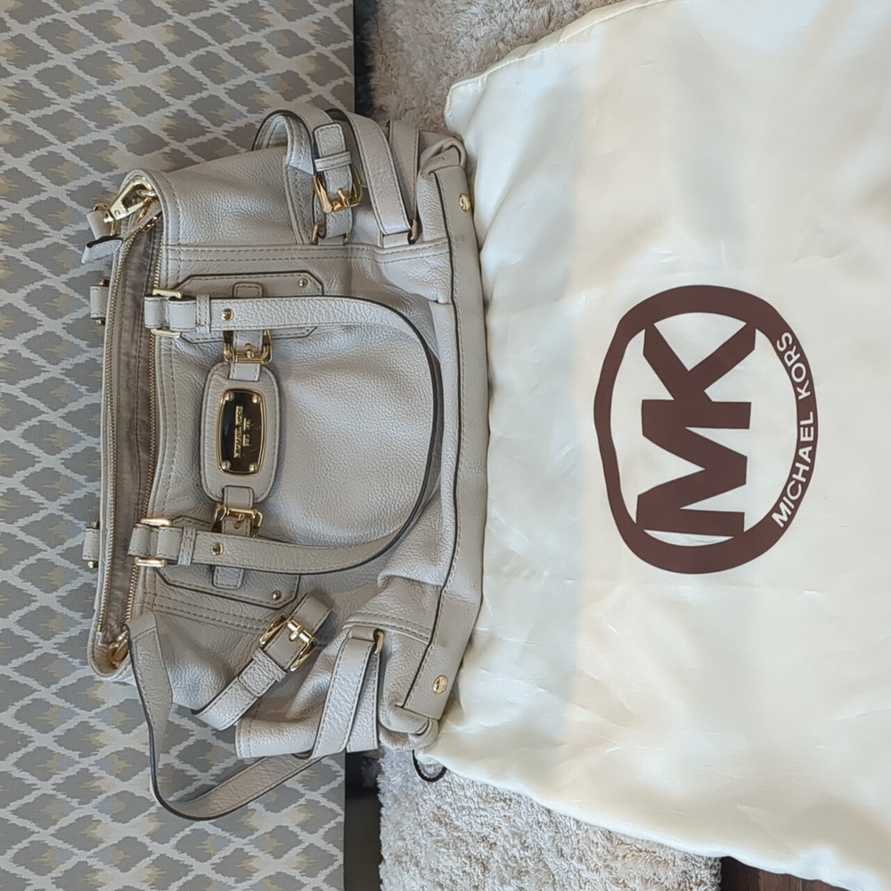 Michael Kors purse